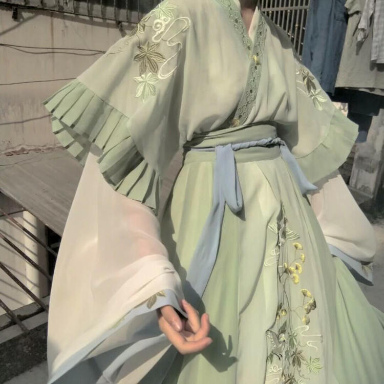 武井咲（饰 神谷熏） - 热门美剧全集在线观看 - 线上直播